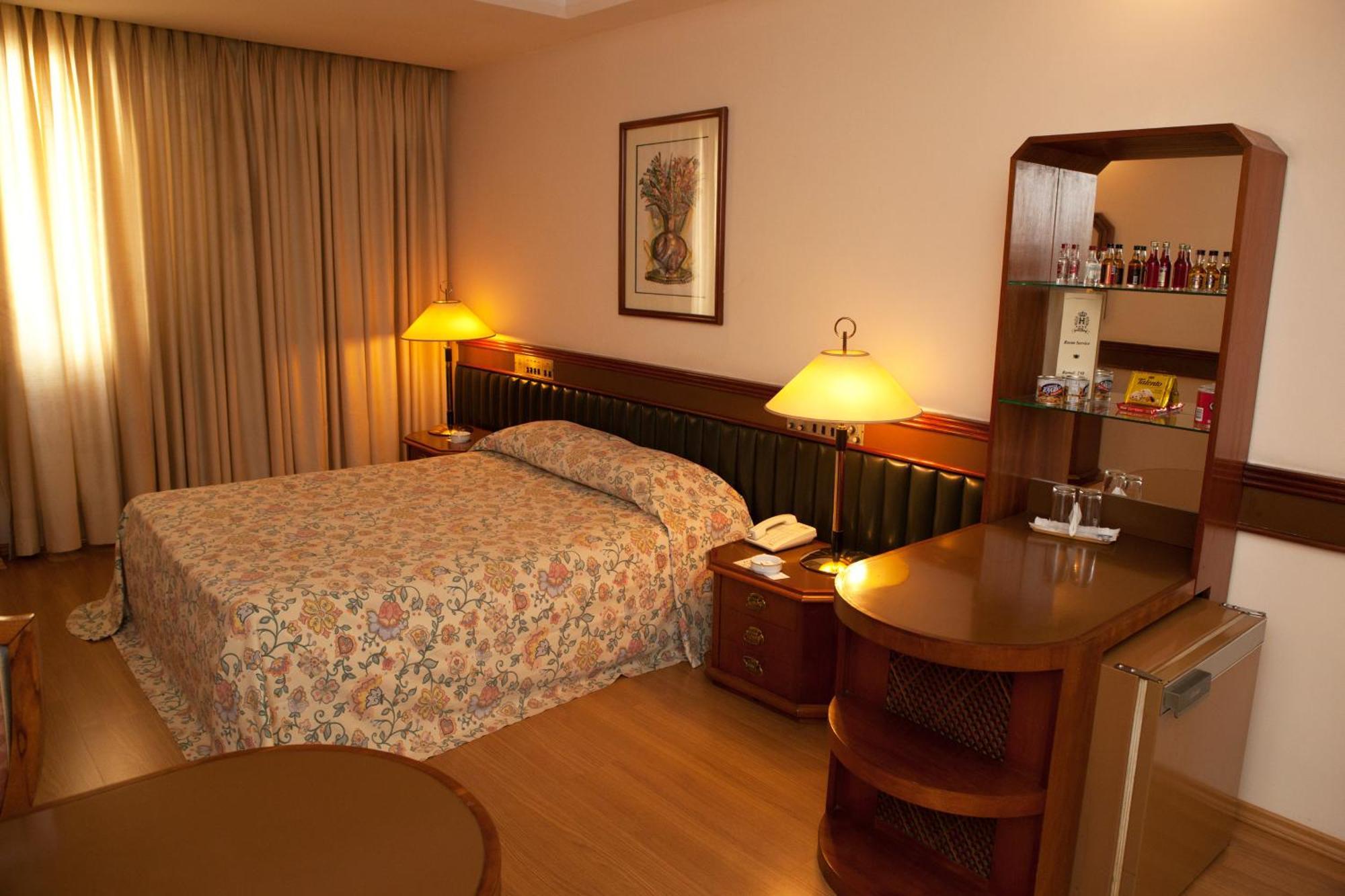 Hotel Gran Corona Sao Paulo Ruang foto